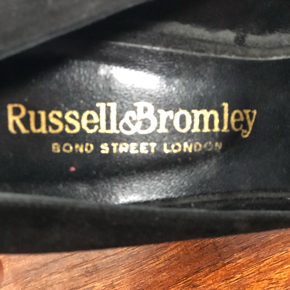 Russell &‎ Bromley Black Suede Heels Open Toe Womens Size US 6 EU 37 UK 4 Italy - Picture 11 of 11